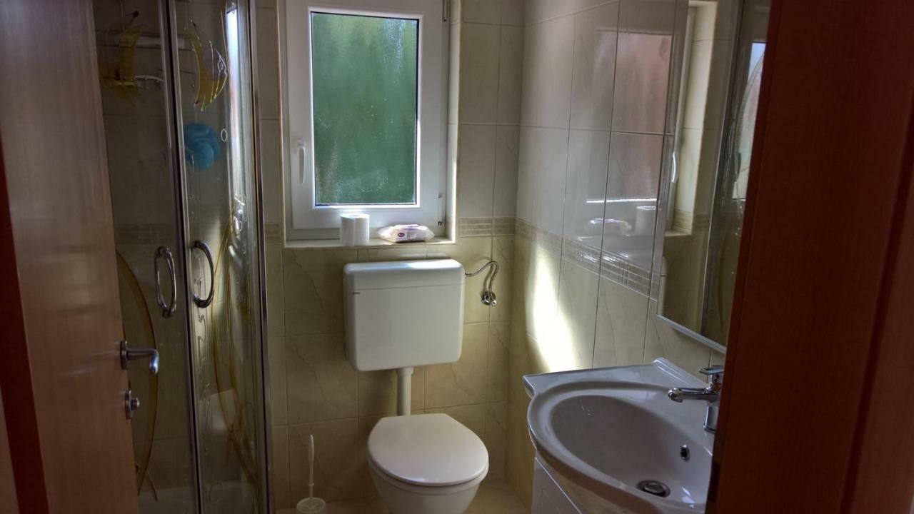 Apartment Poleti Malinska Kültér fotó
