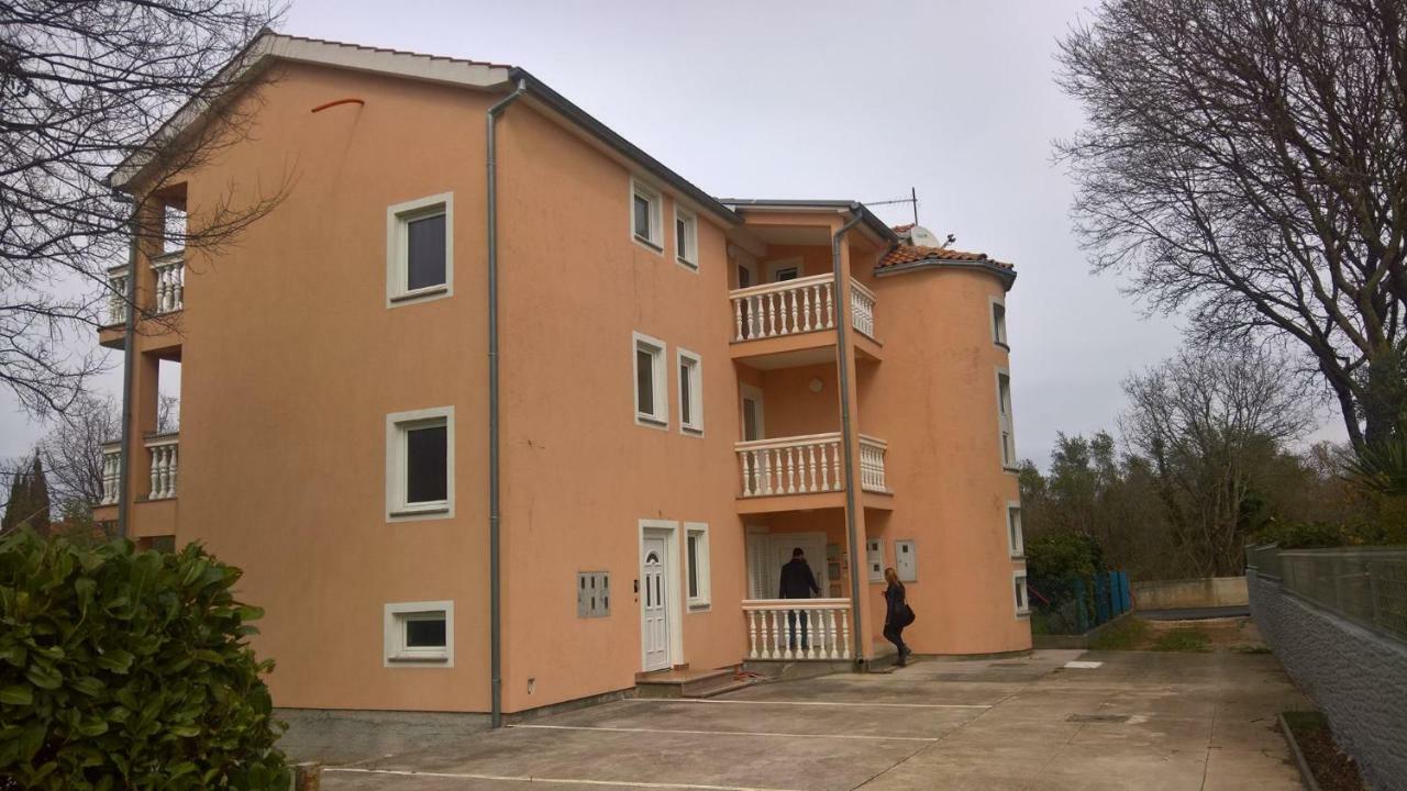 Apartment Poleti Malinska Kültér fotó